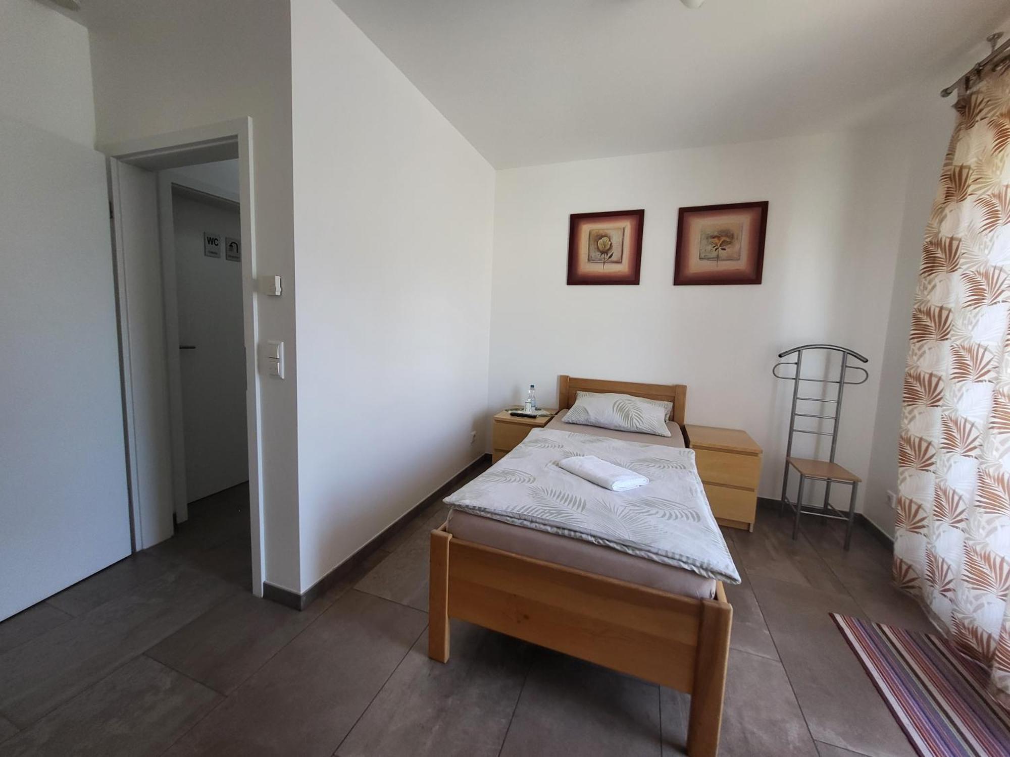 Seelze-Letter Monteurzimmer / Apartment / Messezimmer 部屋 写真